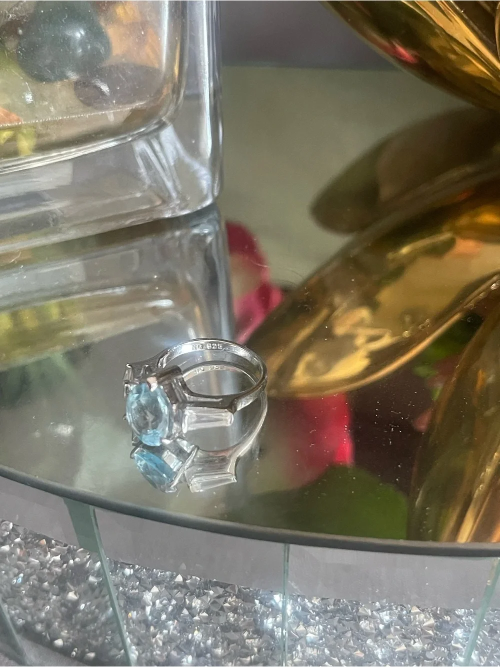 N/A elegant teardrop